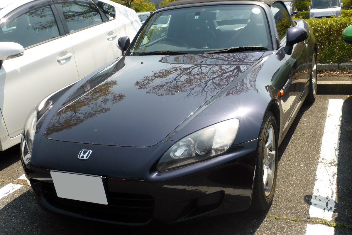 Honda S2000 AP1 roadster front view, Wikimedia Commons photo